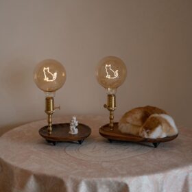 lovaloot Rechargeable Table Lamp with Walnut Jewelry Dish - Dog, Cat Bulb Night Light